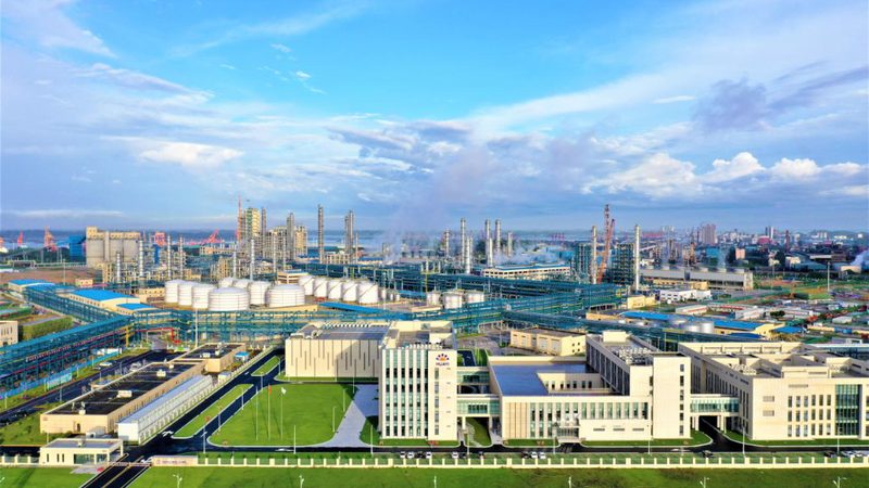 工程塑料颗粒批发市场，价格背后的考量因素